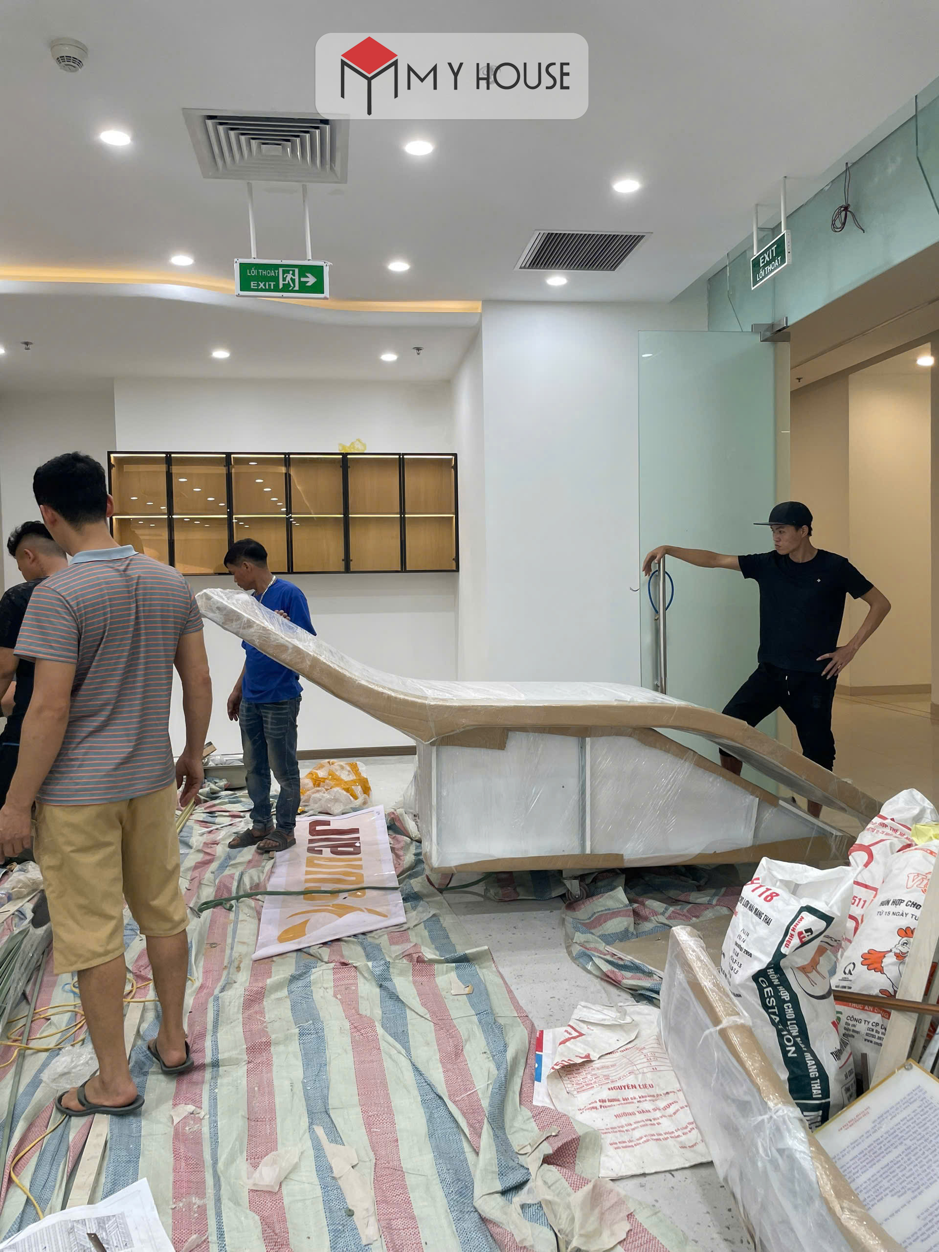 Thiết kế thi công nội thất văn phòng Sunair tại số 3 Lương Yên 15